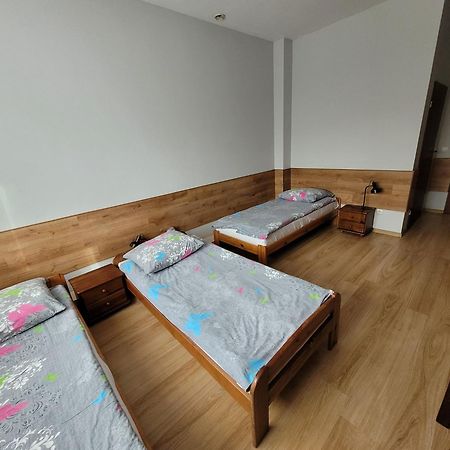 Zlota Roza Hotel Sedziszow Buitenkant foto
