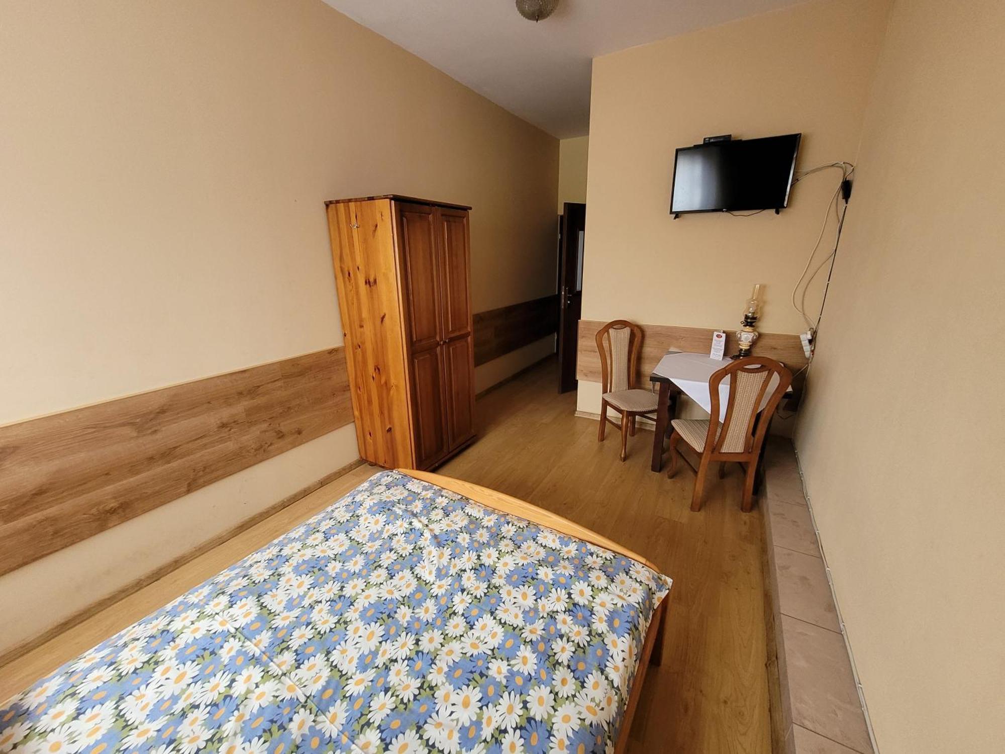 Zlota Roza Hotel Sedziszow Buitenkant foto