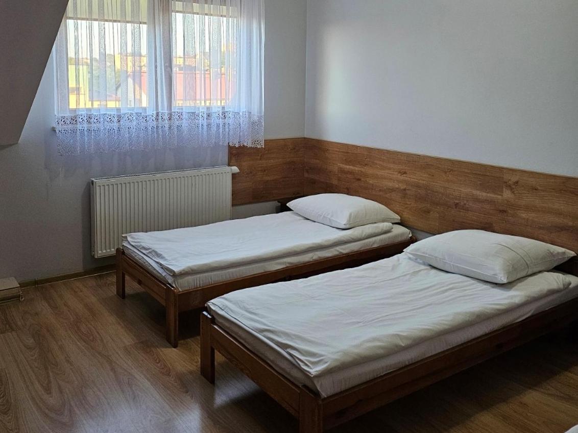 Zlota Roza Hotel Sedziszow Buitenkant foto