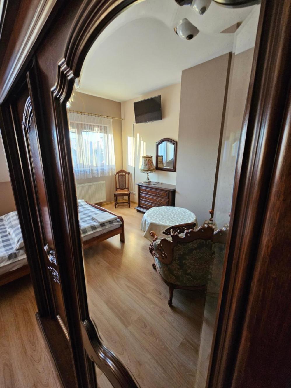 Zlota Roza Hotel Sedziszow Buitenkant foto