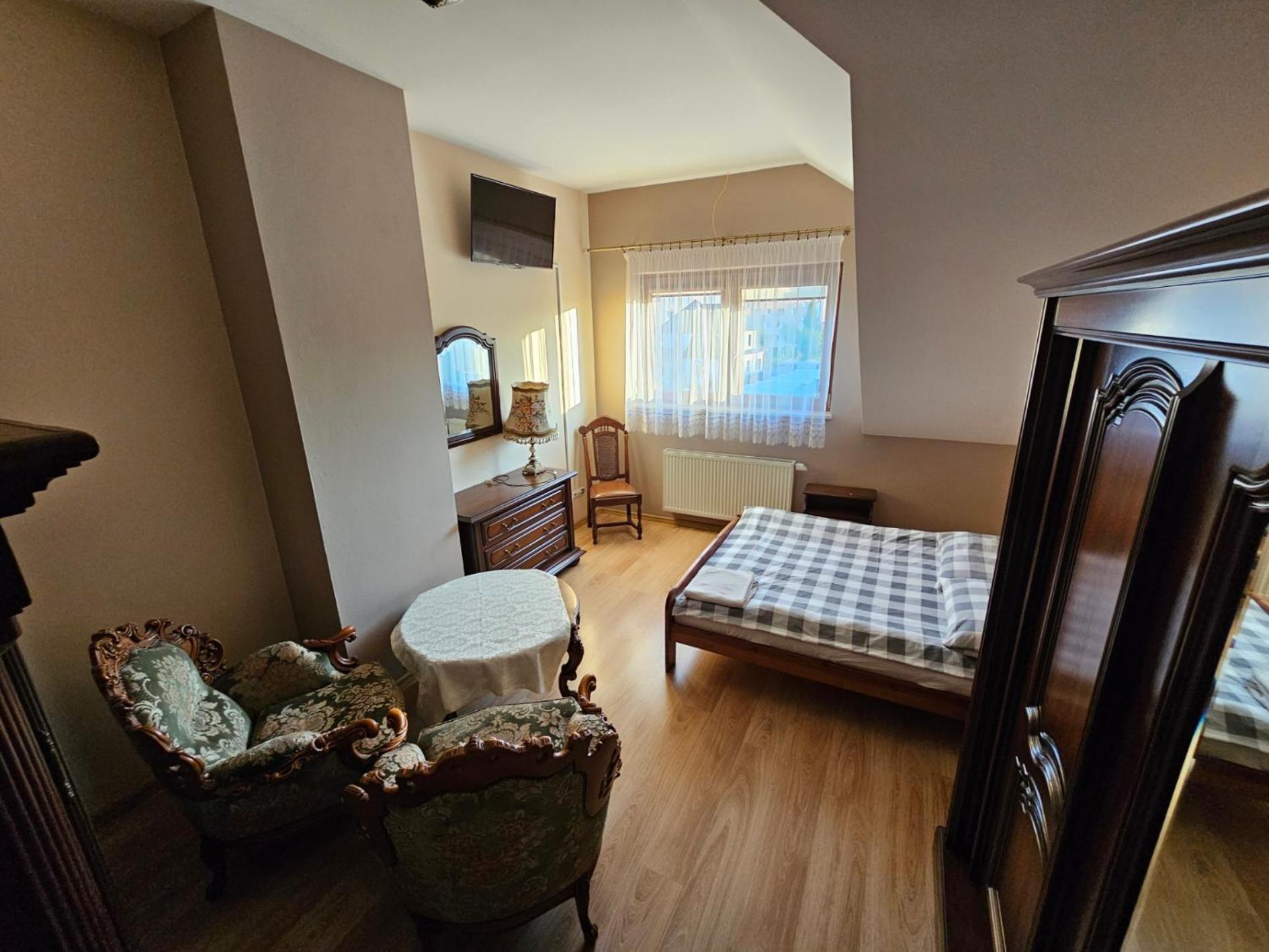Zlota Roza Hotel Sedziszow Buitenkant foto