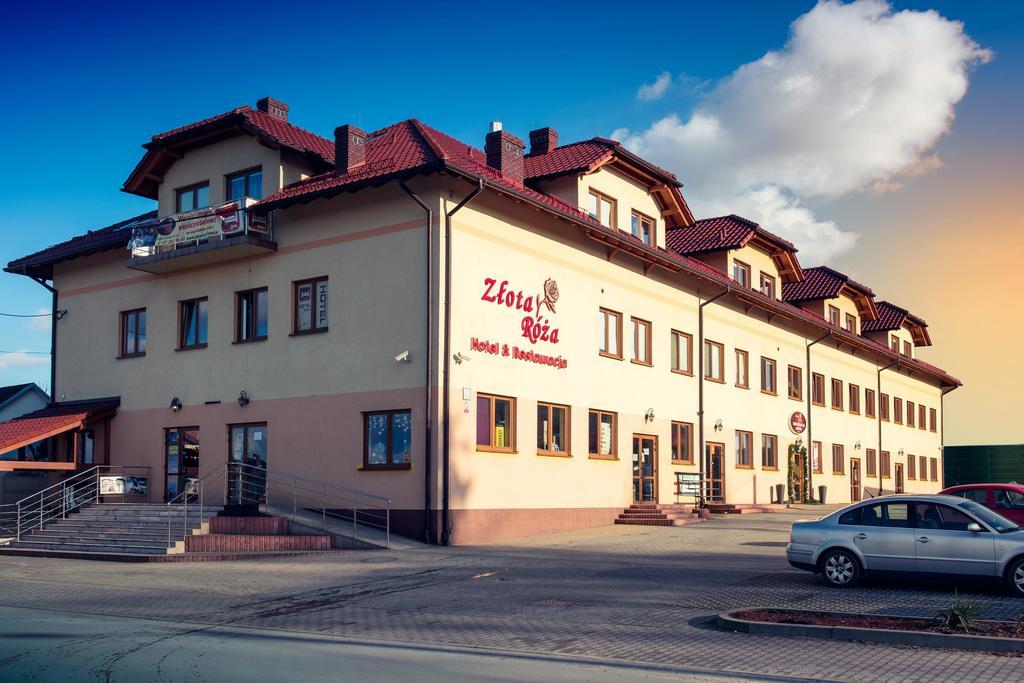 Zlota Roza Hotel Sedziszow Buitenkant foto